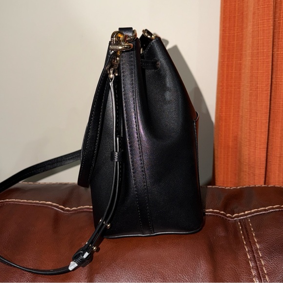 ‼️Michael Kors Black Leather Eden Bucket Bag Shoulder Bag - Picture 3 of 10